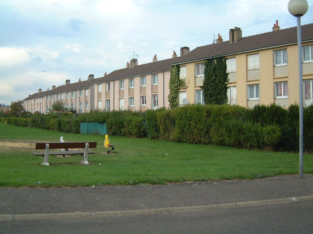 72_Champangne_Rue Marie Curie.jpg