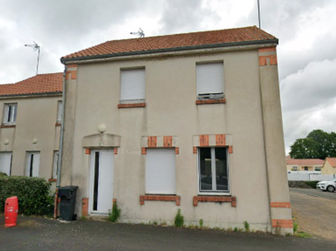 49_Montrevault_Rue de la Mairie.png